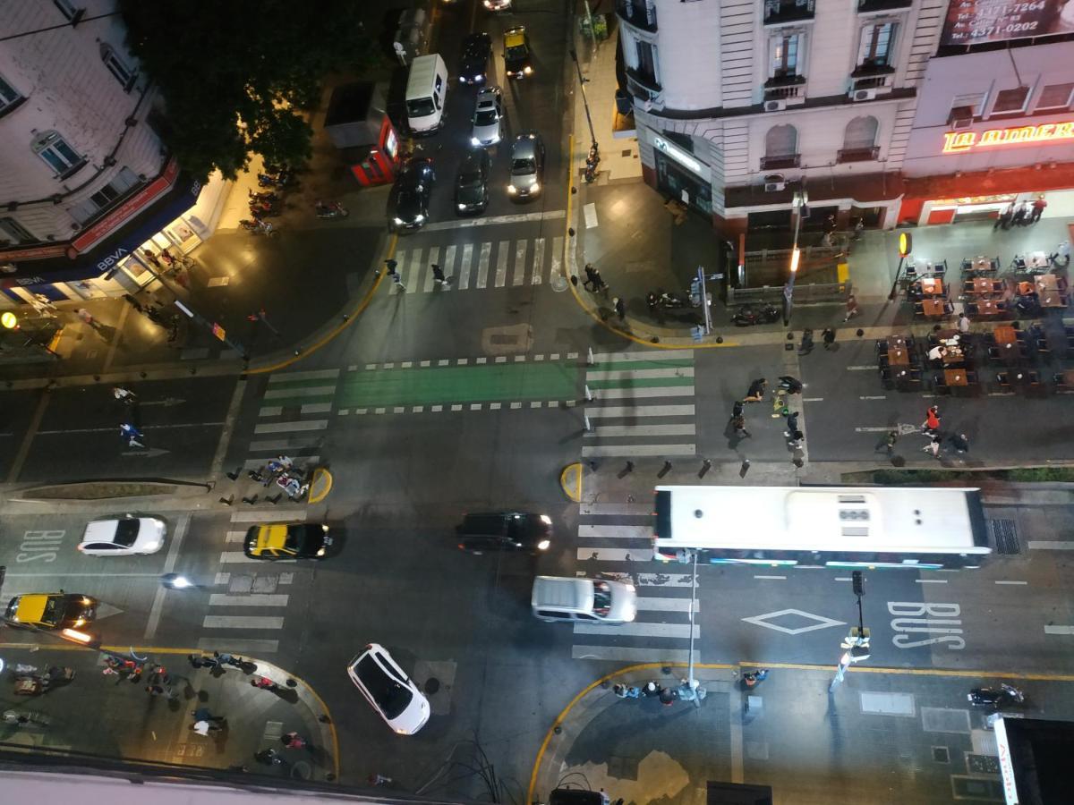Apartamento 4 Ventanales sobre la Avenida Corrientes Ciudad Autónoma de Ciudad Autónoma de Buenos Aires Exterior foto